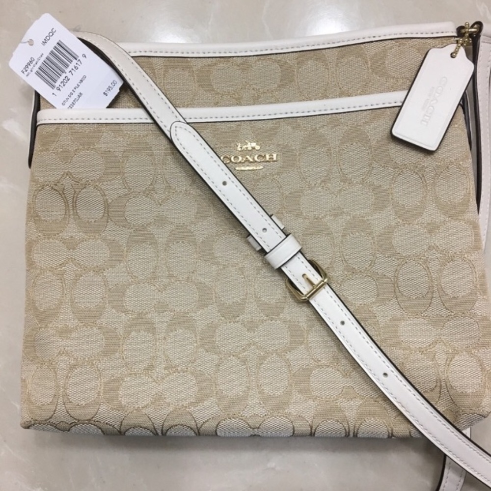 ❌SOLD COACH File Crossbody In Signature Jacquard - Picture 4 of 8